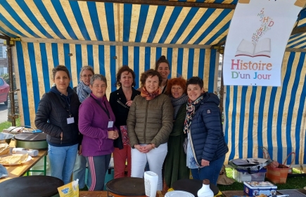 Le club a organisé son troisième vide grenier au profit de l'association "Histoire d'un jour".